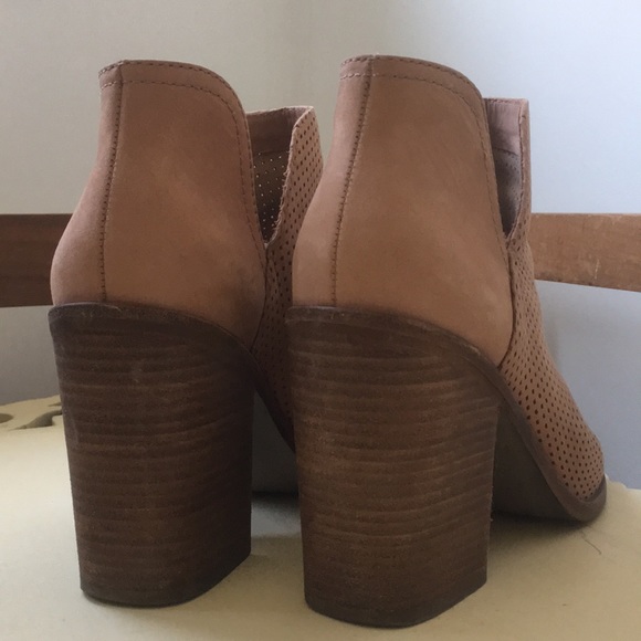 Steve Madden genuine leather open toed bootie - Picture 5 of 7